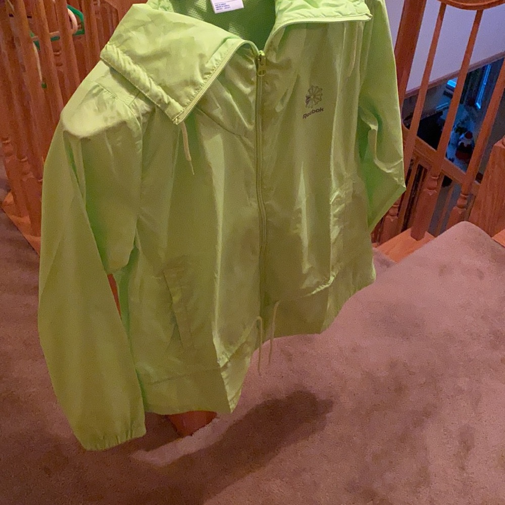Neon green Reebok light jacket - Picture 2 of 4